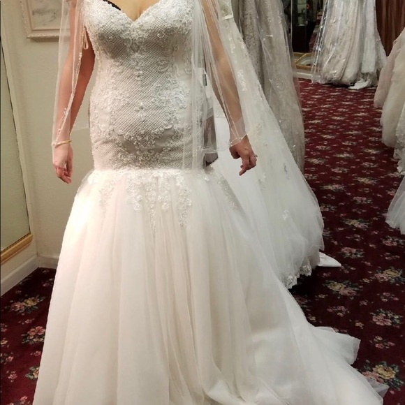 Maggie Sottero Dresses & Skirts - Maggie Sottero Keely wedding dress